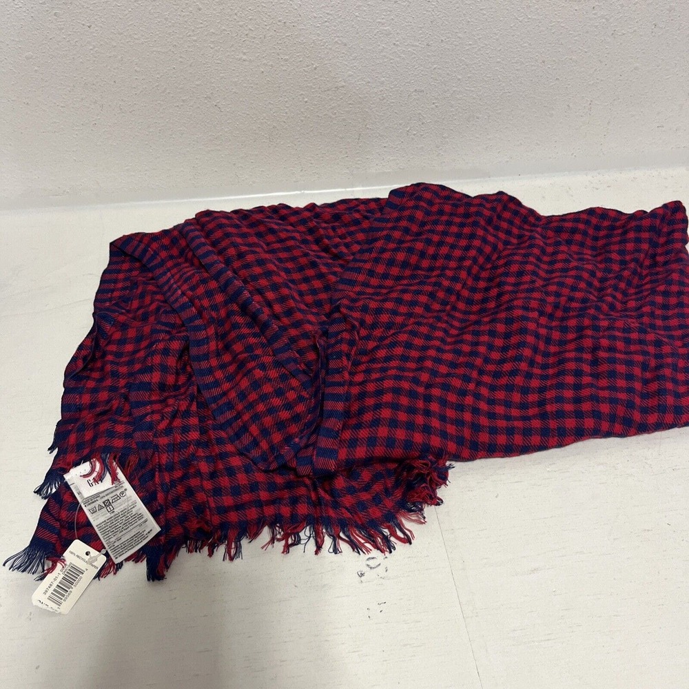 Gap Rectangle Scarf Wrap Red Blue Plaid Fashion Accessory
